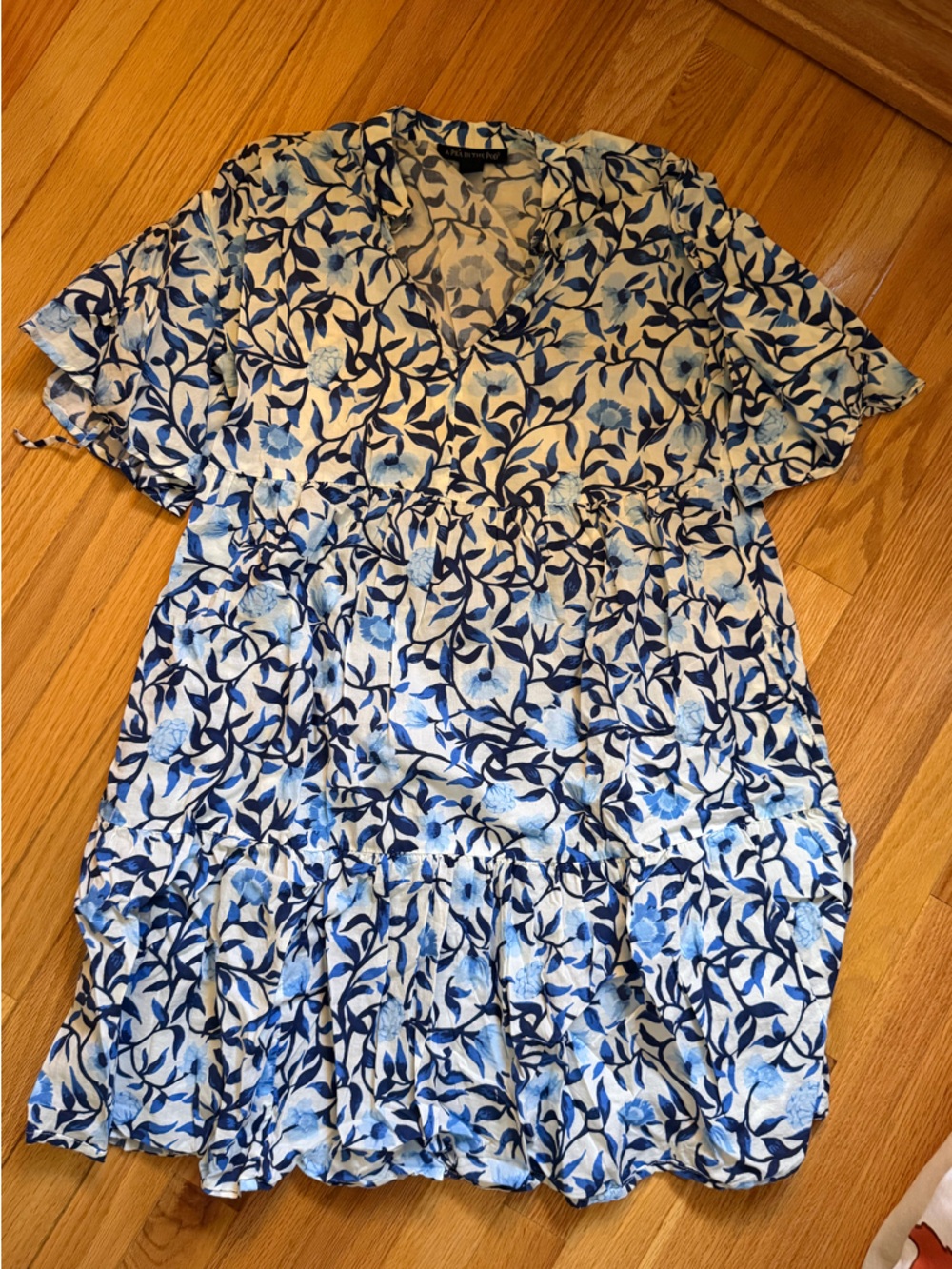A Pea in the Pod Blue and White Floral Cotton Dress
